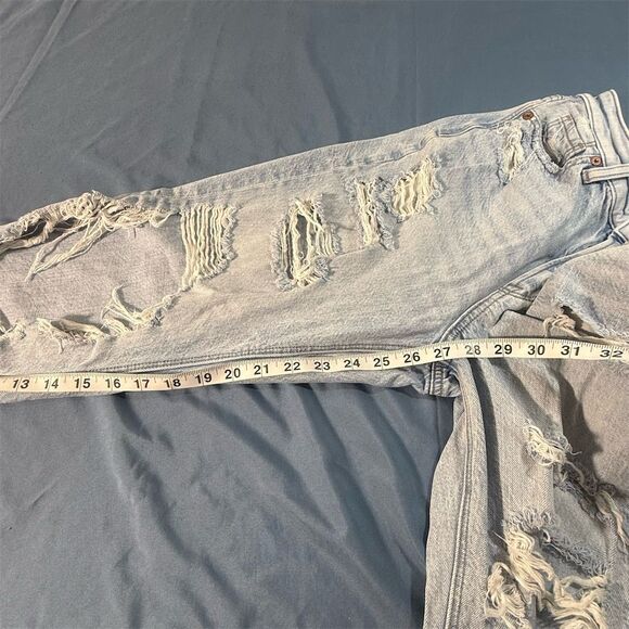 American Eagle Women's High Rise Distressed Grunge Mom Jeans Size 0 Blue - Picture 6 of 10